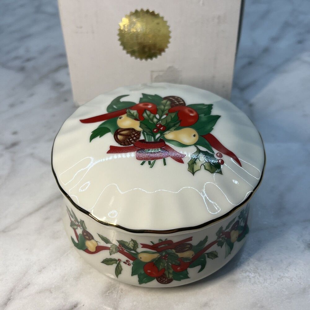 Vintage Heritage House Melodies Christmas Silent Night Music Trinket Box Holiday